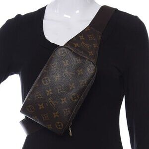 💎✨HOT BUY✨💎Authentic LOUIS VUITTON GERONIMOS MONOGRAM